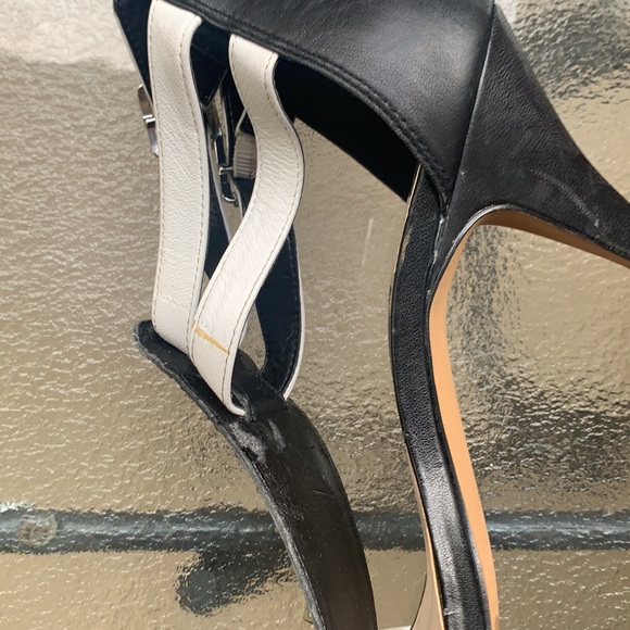 SOLD ! - Picture 4 of 8